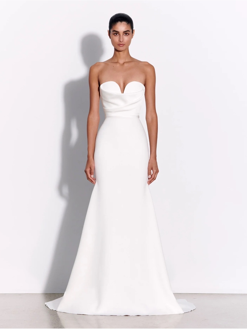 NWOT Alex Perry Hartley Satin Wedding Gown Dress Strapless
